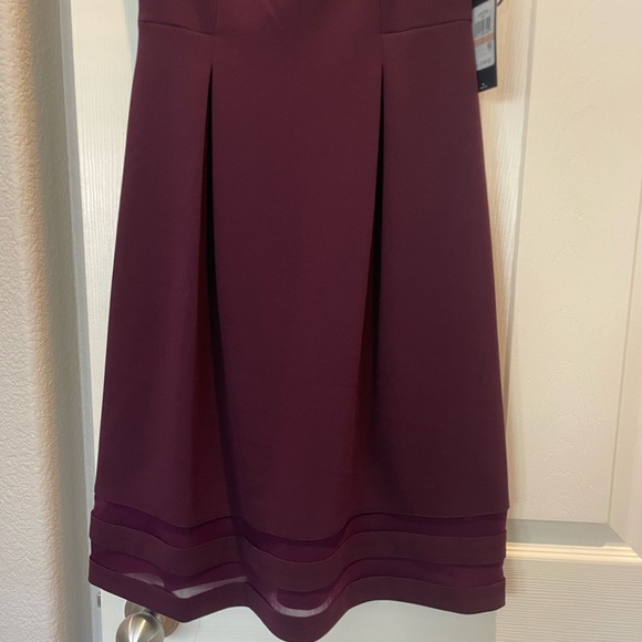 New Tommy Hilfiger Dress - Picture 3 of 7